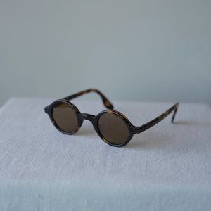 MOSCOT ZOLMAN sunglasses - excellent condition, only worn once. Tortiseshell
